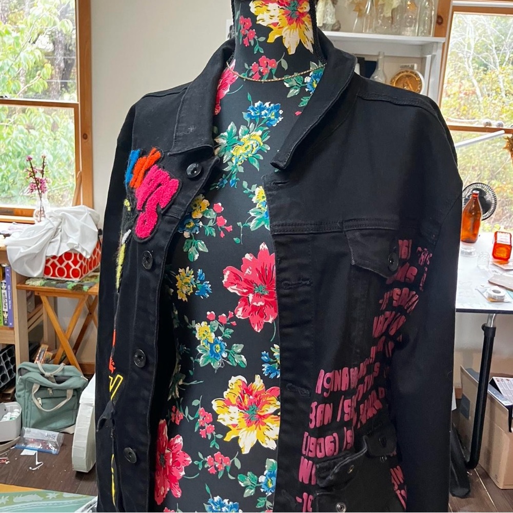 Krazy Kats Embroidered Jacket - Picture 2 of 7